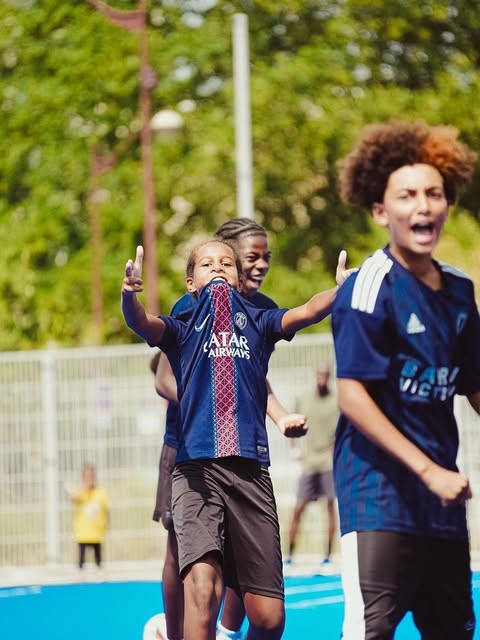 Joueurs du Racing en mouvement sur le terrain